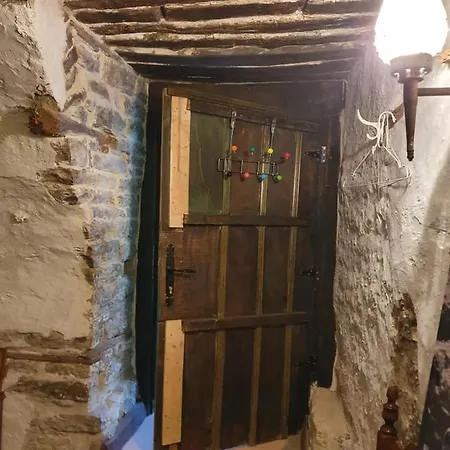 Green Door Holiday home Gjirokaster