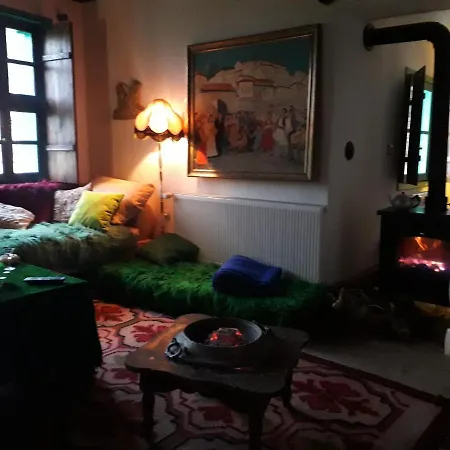 Green Door Holiday home Gjirokaster